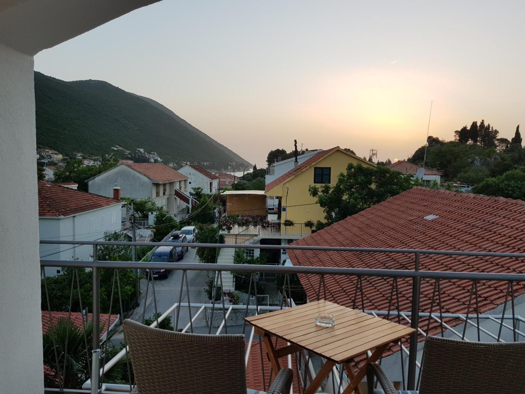 Apartmani Mlaja Trpanj Habitación foto